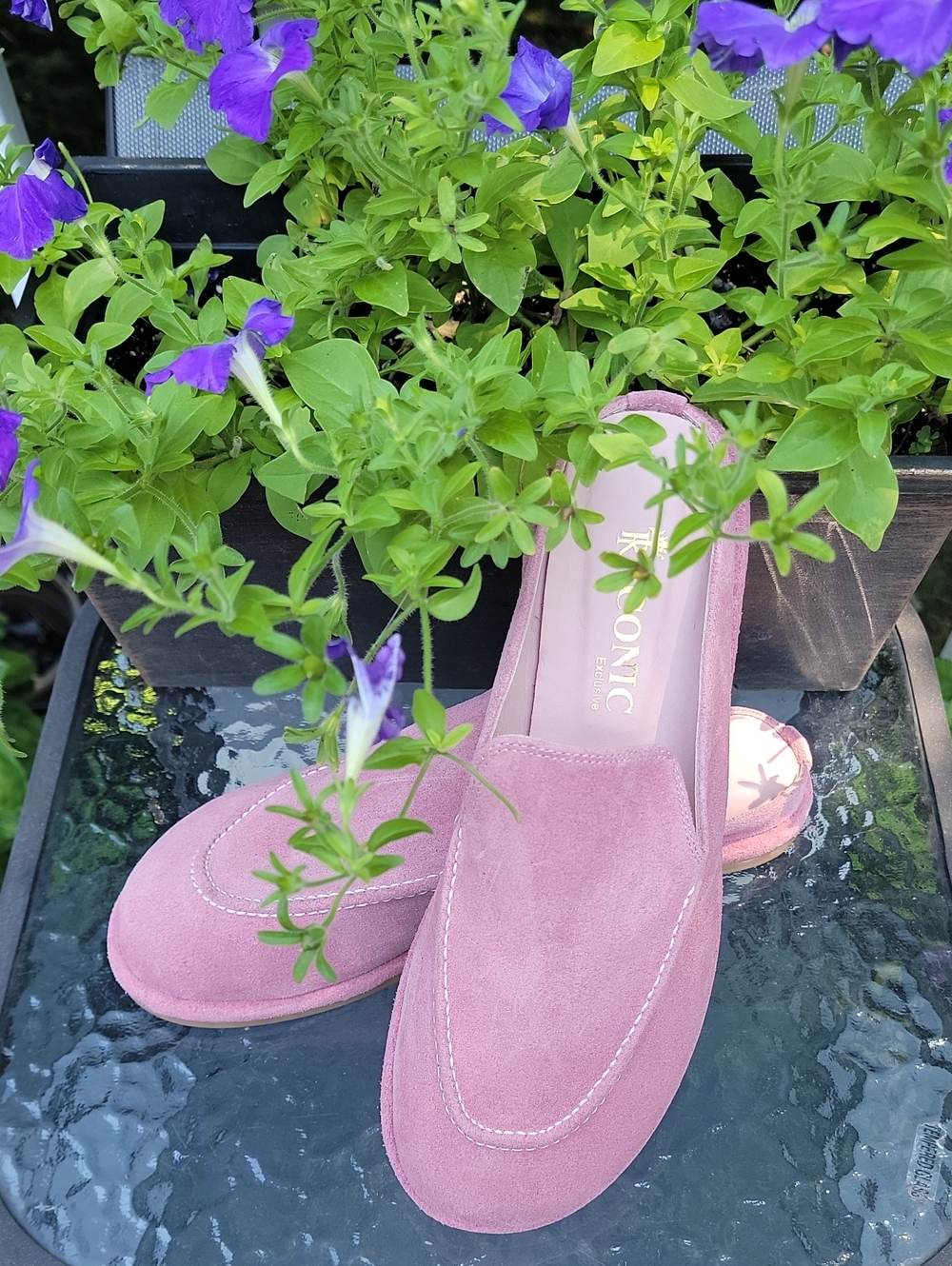 Women's Pink Suede Elegant Slip-On Mules Size 11